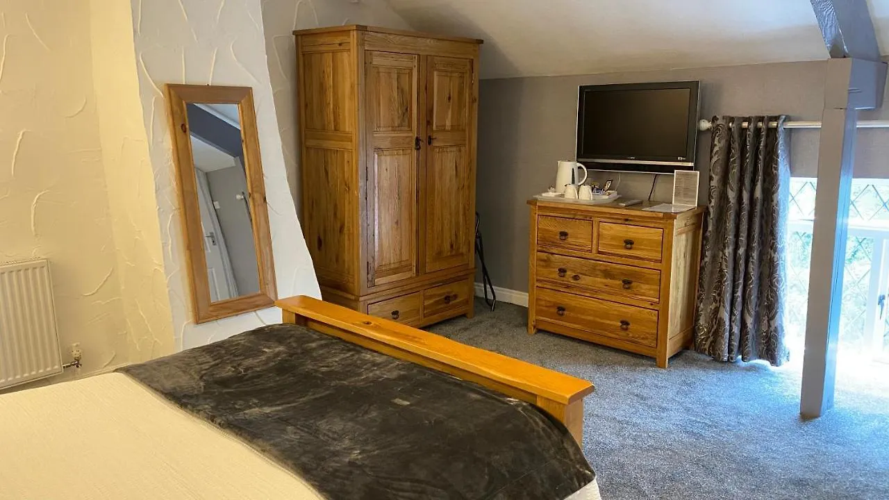 Bridge Farm Hotel Leeds  Gospodarstwo wiejskie