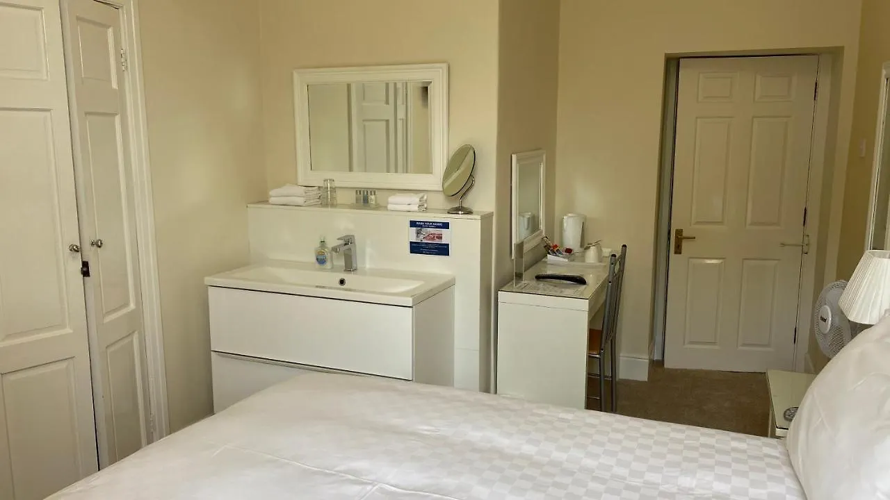 Gospodarstwo wiejskie Bridge Farm Hotel Leeds
