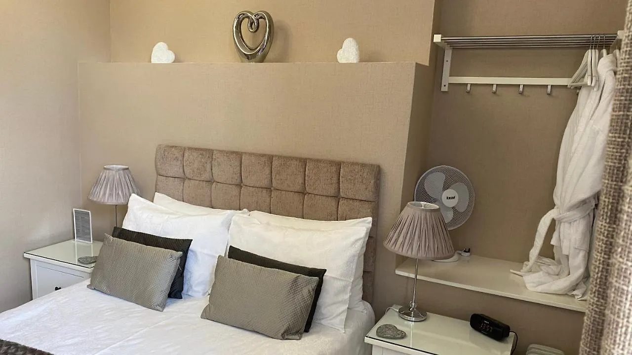 Gospodarstwo wiejskie Bridge Farm Hotel Leeds