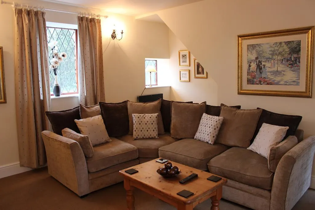 Bridge Farm Hotel Leeds  Gospodarstwo wiejskie