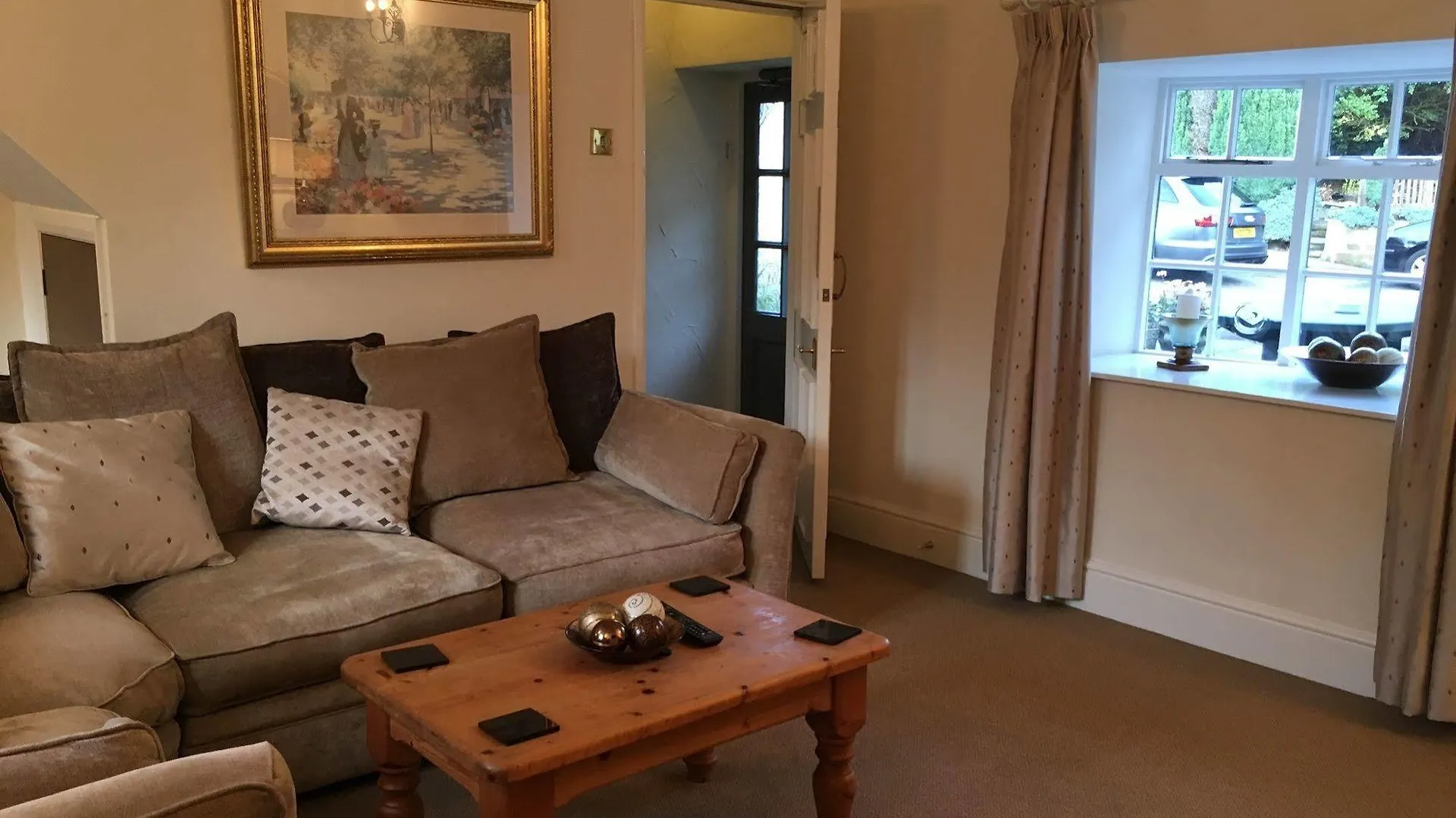 Bridge Farm Hotel Leeds  Gospodarstwo wiejskie