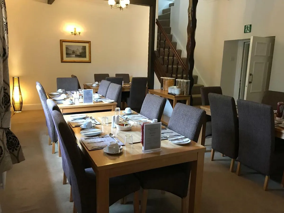 Gospodarstwo wiejskie Bridge Farm Hotel Leeds  Wielka Brytania