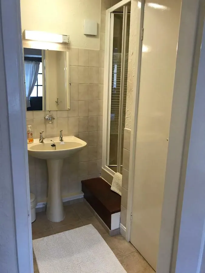 Bridge Farm Hotel Leeds  Leeds (West Yorkshire)