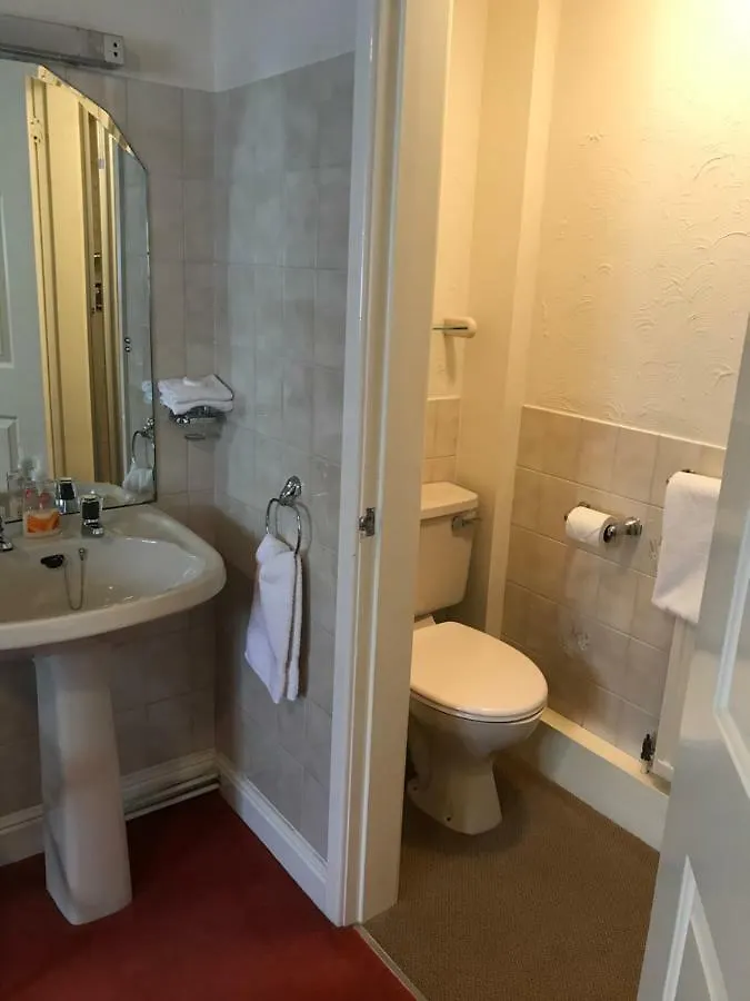Gospodarstwo wiejskie Bridge Farm Hotel Leeds  Wielka Brytania