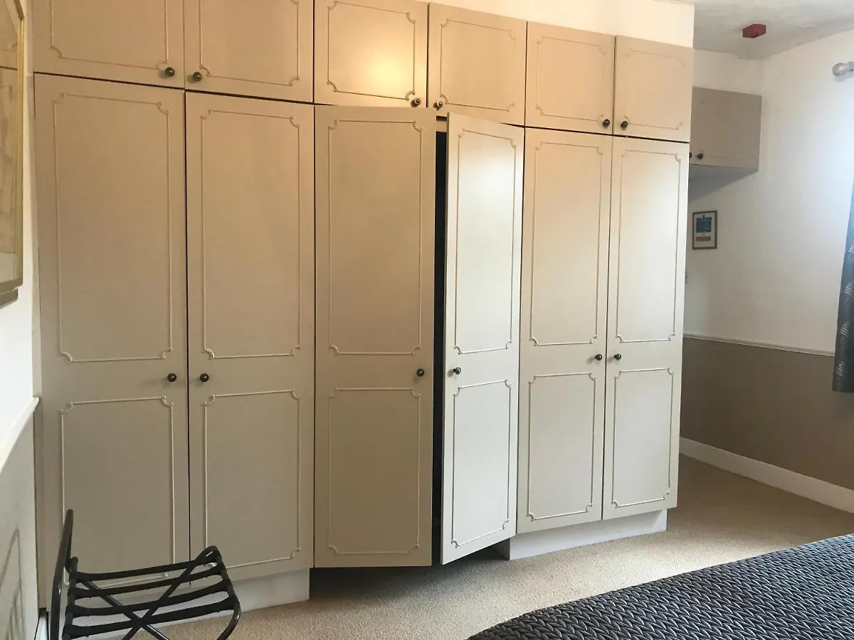 Gospodarstwo wiejskie Bridge Farm Hotel Leeds